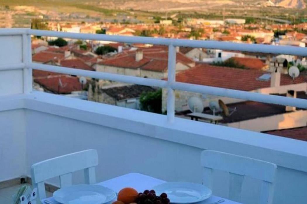 Beyaz Ev Hotel Alaçatı Exteriör bild