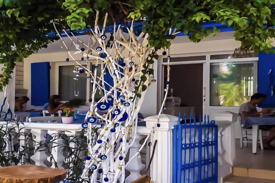 Beyaz Ev Hotel Alaçatı Exteriör bild